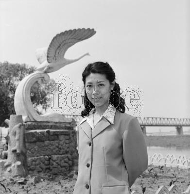 1979年哈尔滨,女歌唱家关牧村